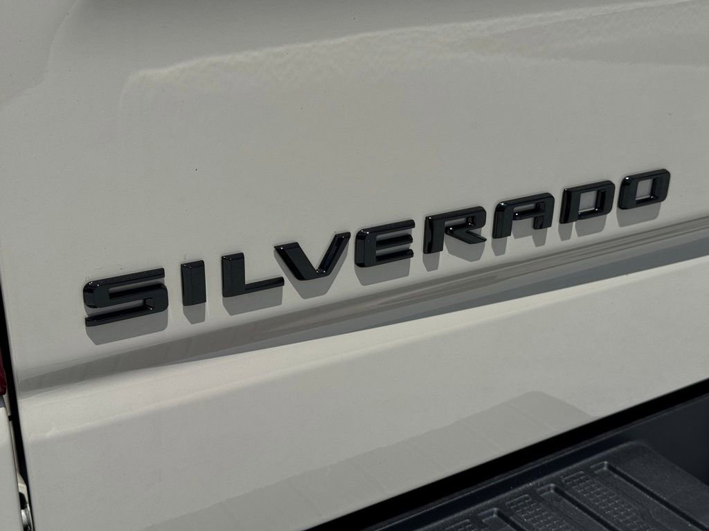 New 2026 White Sands Chevrolet RST image 13