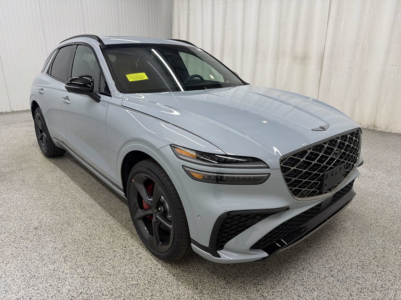 2027 Genesis GV70