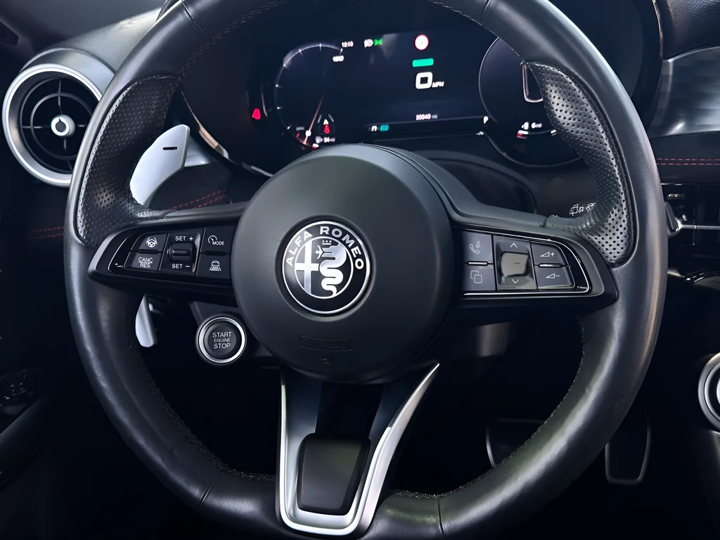 Used 2024 Blue Alfa Romeo Veloce image 13