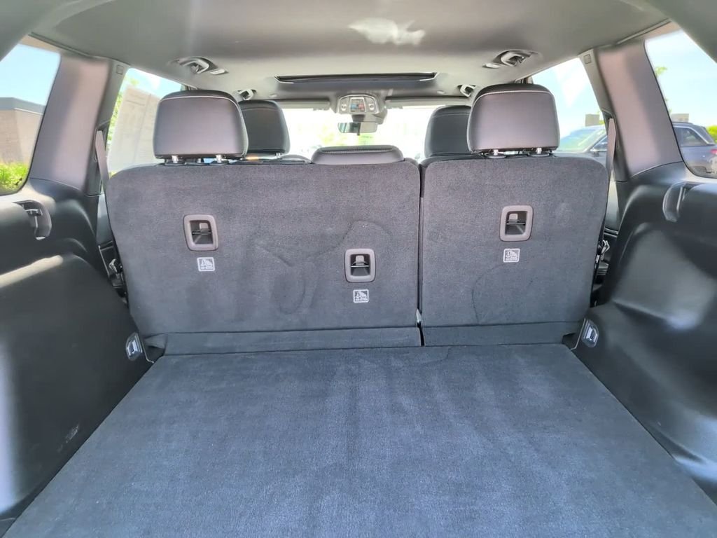 Used 2025 White Jeep Altitude X image 15