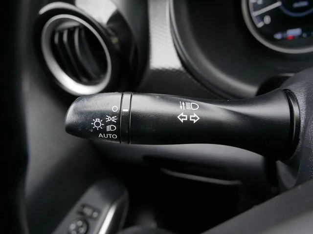 Used 2019 Blue Nissan SV image 25