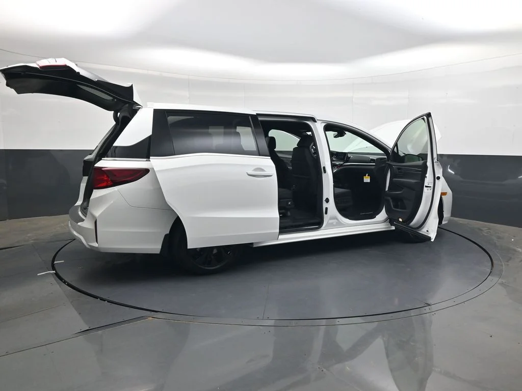 New 2026 Platinum White Pearl Honda Sport-L image 34