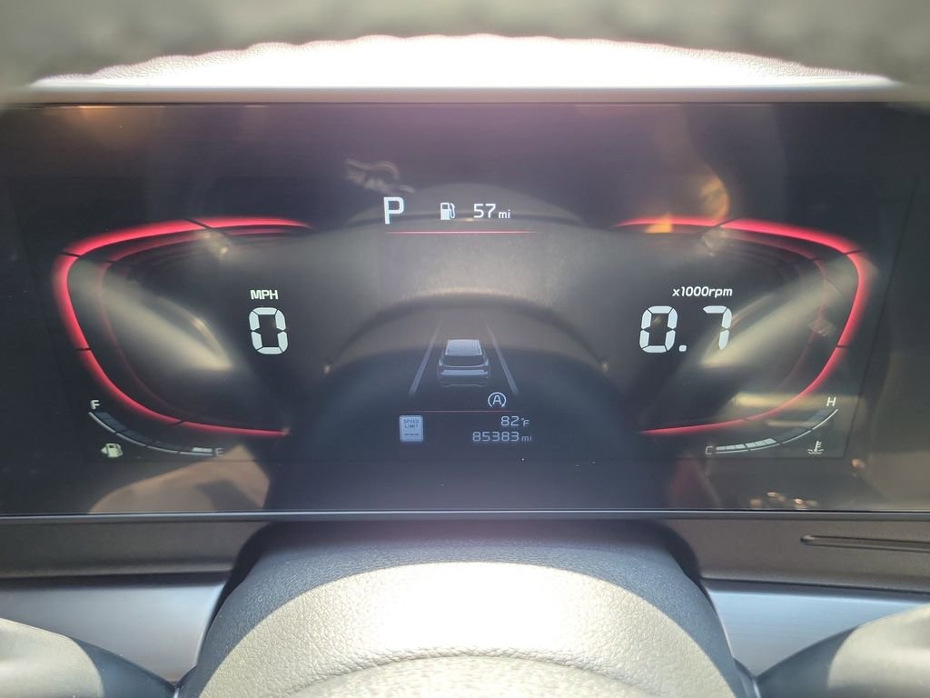 Used 2023 White Kia EX image 25