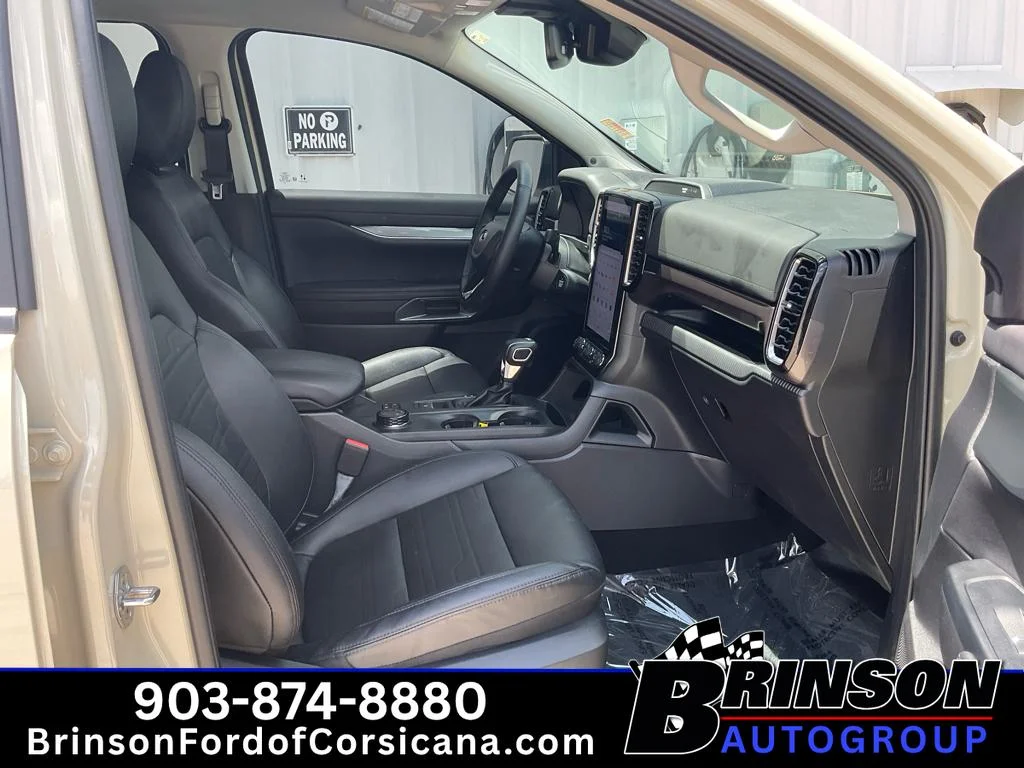 Used 2025 Desert Sand Ford LARIAT image 20