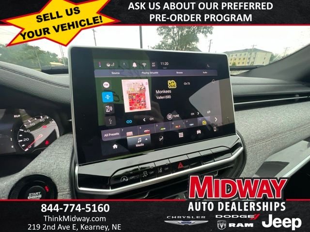 Certified Used 2024 White Jeep Latitude Lux image 8