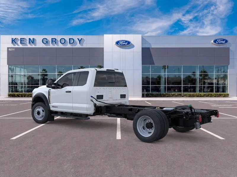 New 2026 White Ford XL image 5