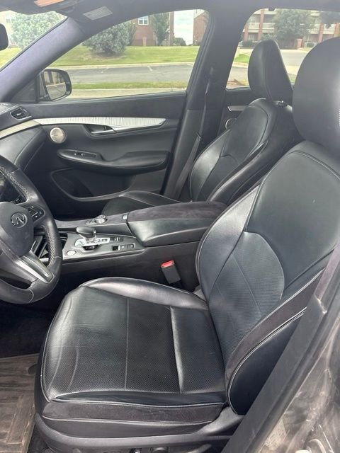 Used 2019 Gray INFINITI ESSENTIAL image 6