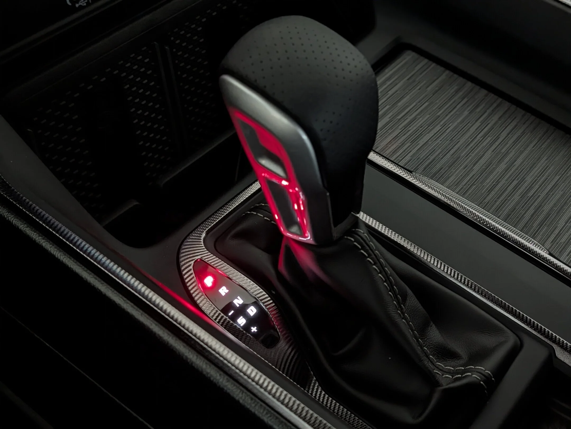 New 2027 Black RAM Rebel - - Rebel X Pkg - Level 2 Grp - Pano Sunroof - Harman/Kardon Audio & More! image 21