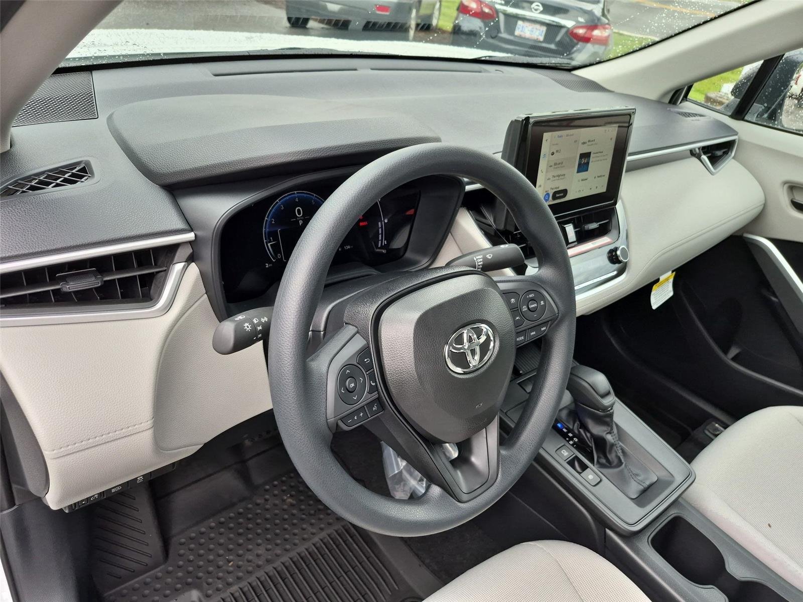 New 2026 Wind Chill Pearl Toyota L image 18
