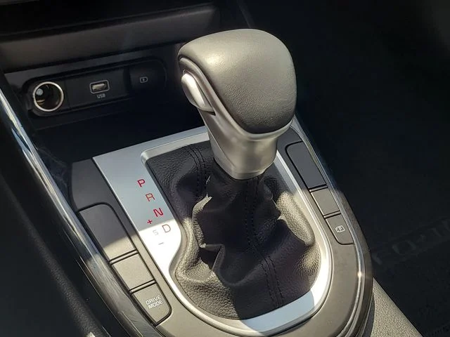 Used 2024  Kia GT-Line image 26