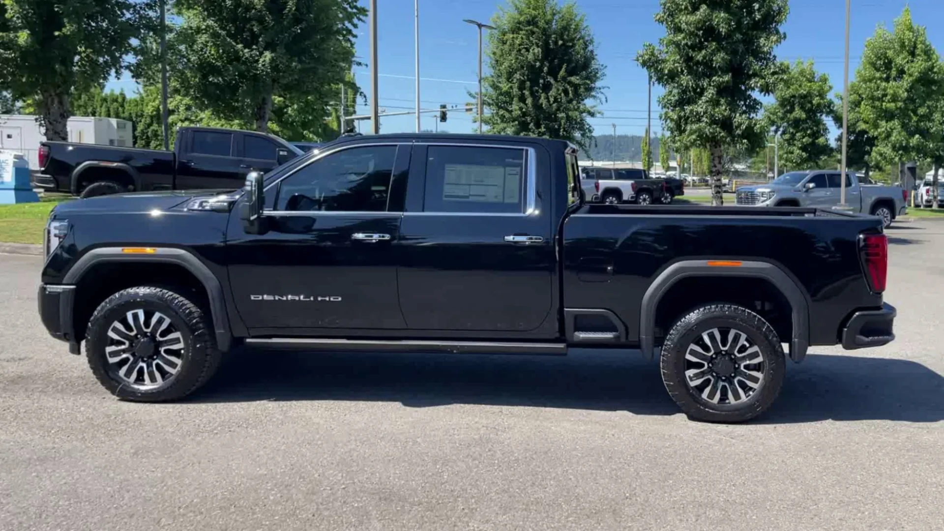 2025 GMC Sierra 3500HD Denali Ultimate - Photo 76