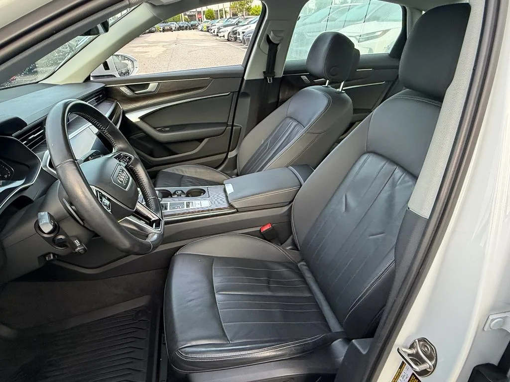 Used 2019 Glacier White Metallic Audi 3.0T Premium image 11