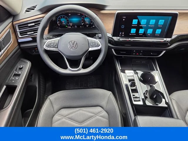 Used 2024 Gray Volkswagen 2.0T SE w/Technology image 12