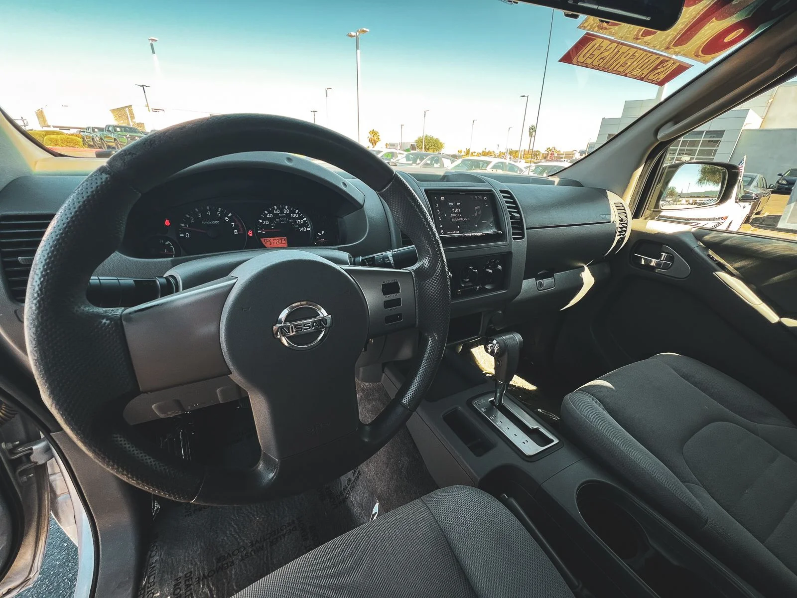 Used 2010 Silver Nissan SE image 16