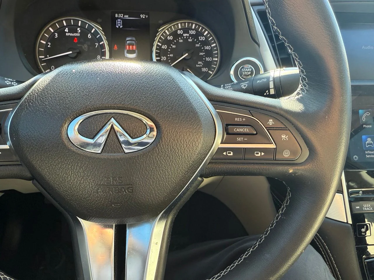 Used 2024 Majestic White INFINITI Luxe image 20