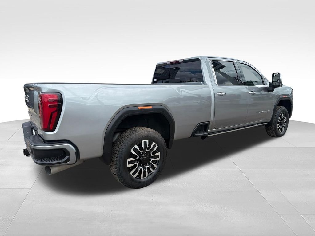 Used 2024 Silver GMC Denali Ultimate image 5