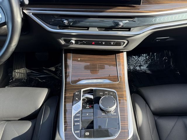 Used 2026 White BMW sDrive40i image 15