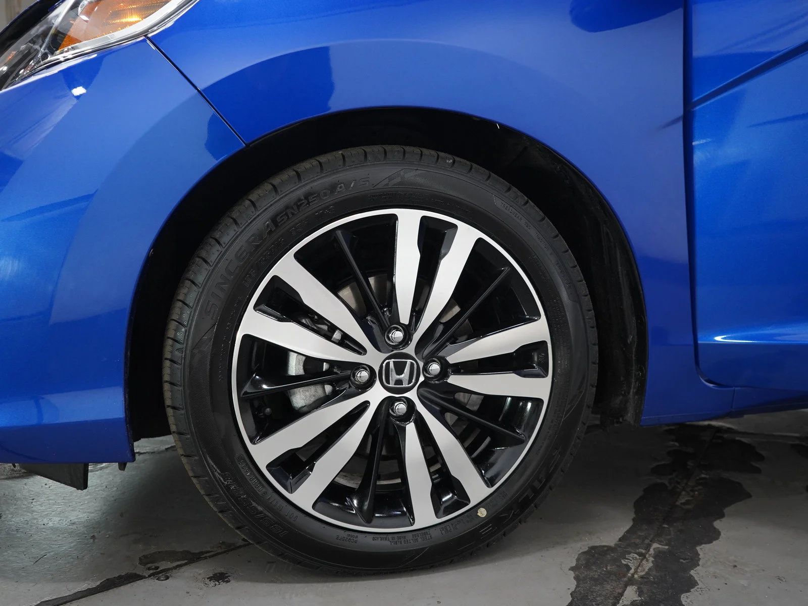 Used 2019 Blue Honda EX CVT image 27