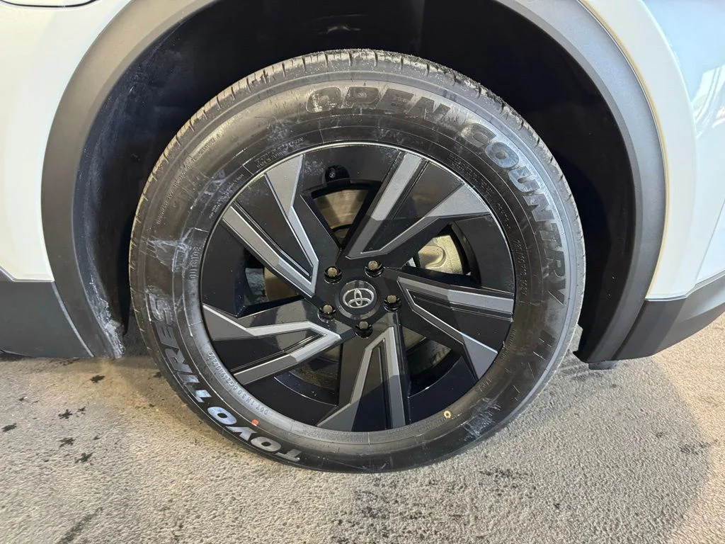 New 2026 Off-white Toyota  image 7
