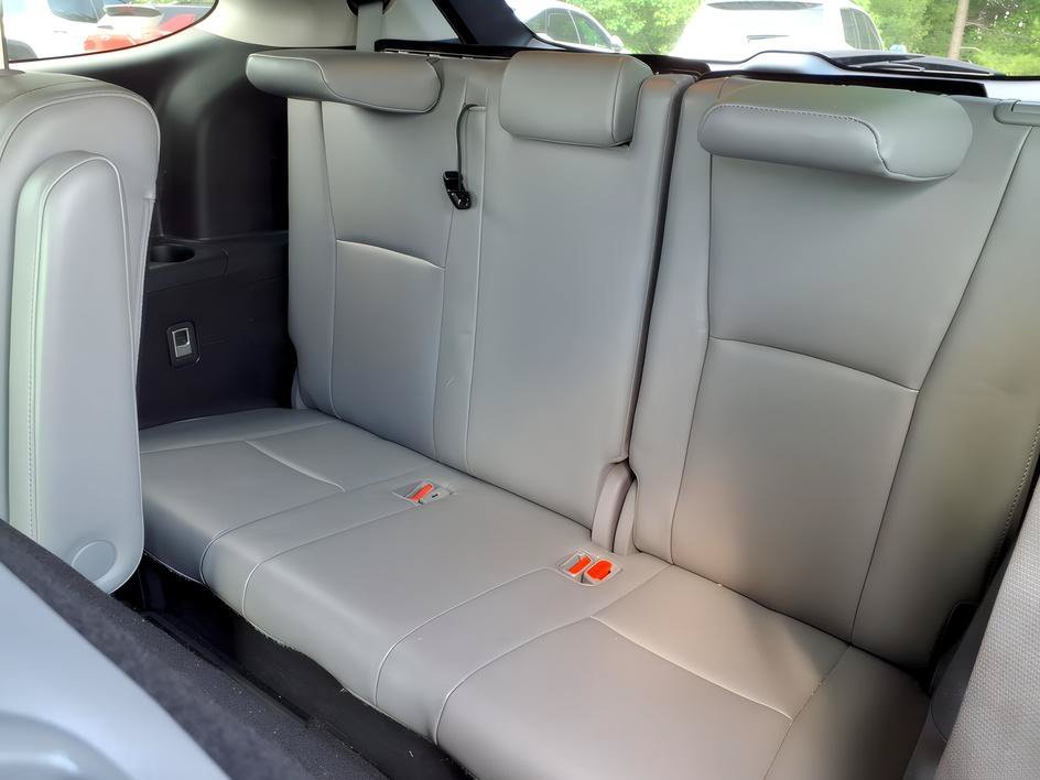 Used 2022 Celestial Silver Metallic Toyota Platinum image 13