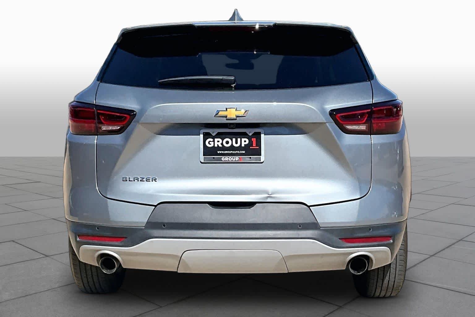 Used 2026 Sterling Gray Metallic Chevrolet LT image 4