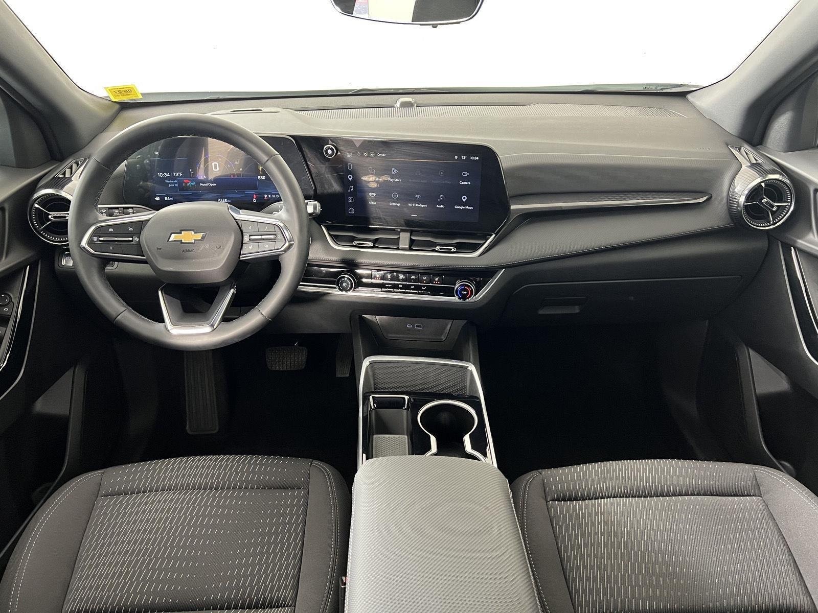 Used 2025 Summit White Chevrolet FWD LT image 36