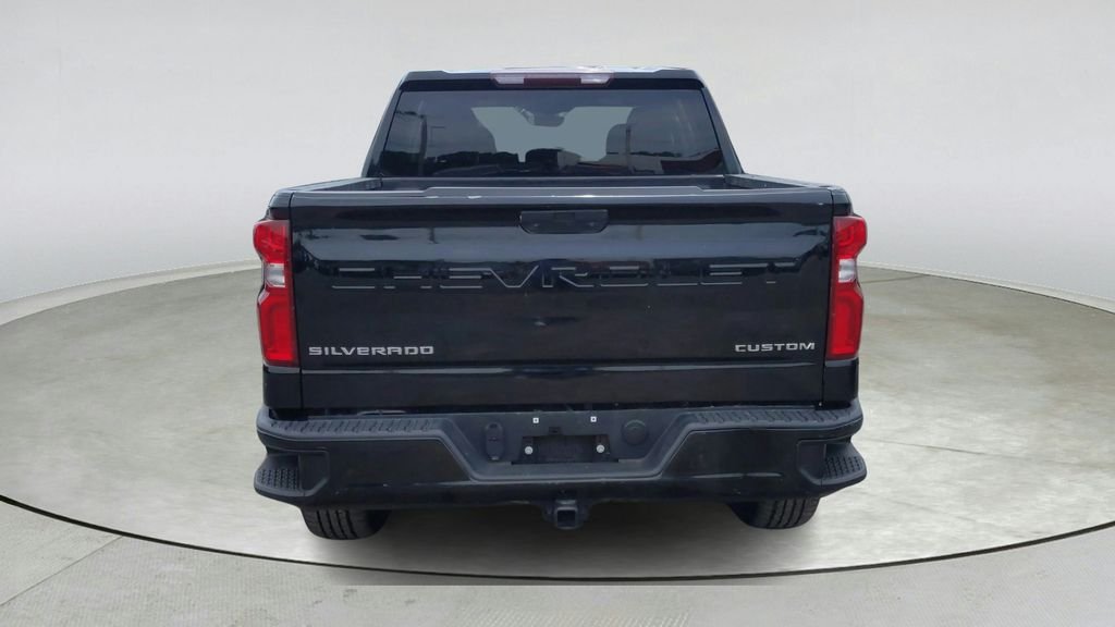 Used 2021 Black Chevrolet Custom image 12