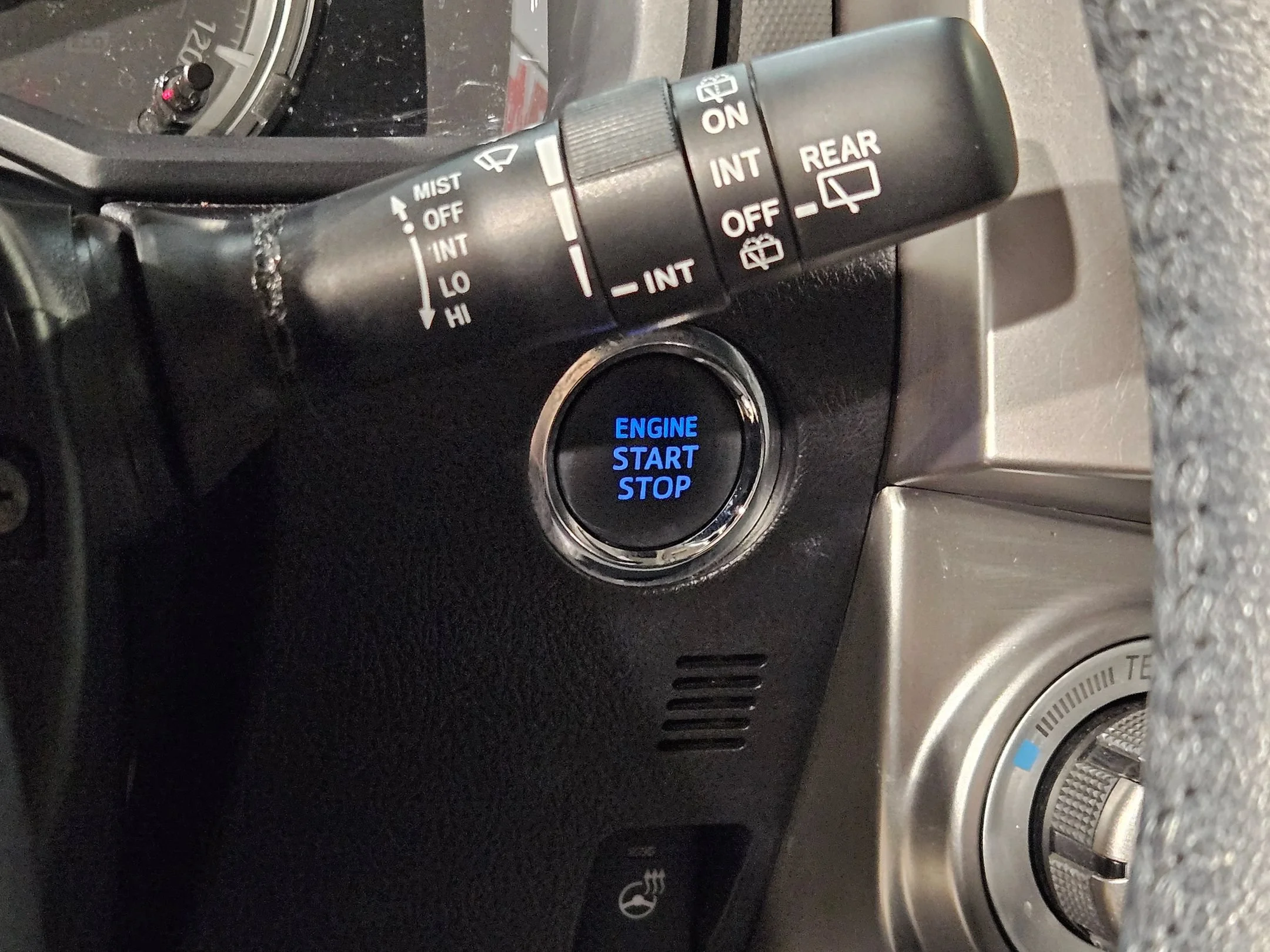 Used 2023 Blizzard Pearl Toyota Limited image 36