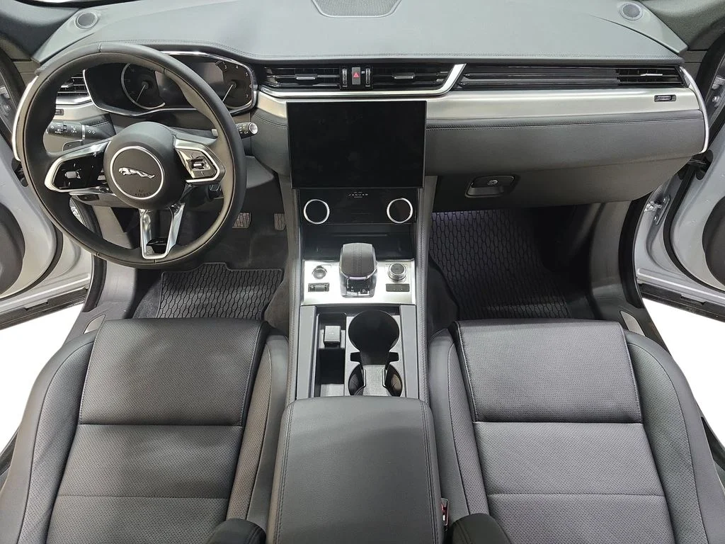 Used 2023 Silver Jaguar P250 S image 10