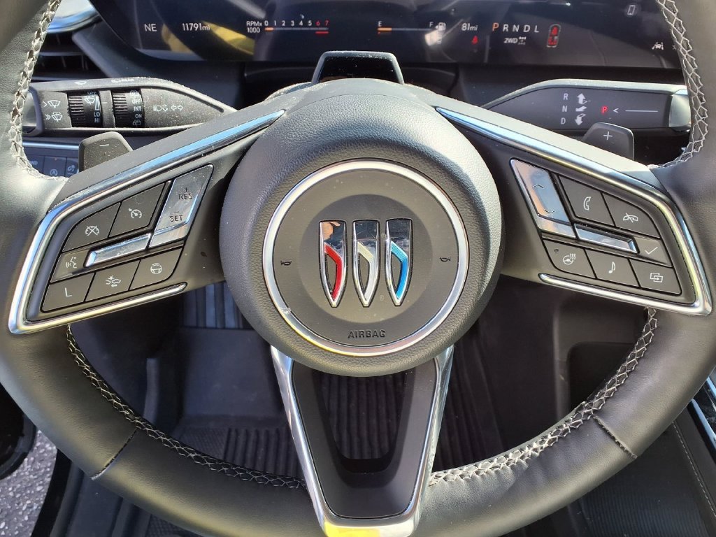 2025 Buick Enclave Avenir - Photo 10