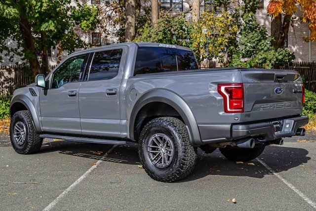2020 Ford F-150 Raptor photo 3