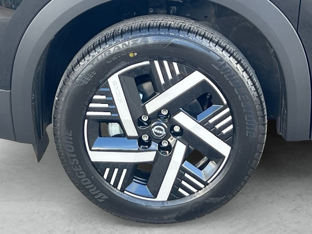 New 2026 Super Black Nissan SV image 24