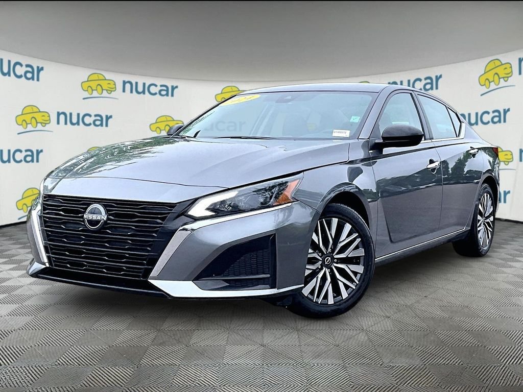 Certified Used 2024 Gray Nissan 2.5 SV image 3