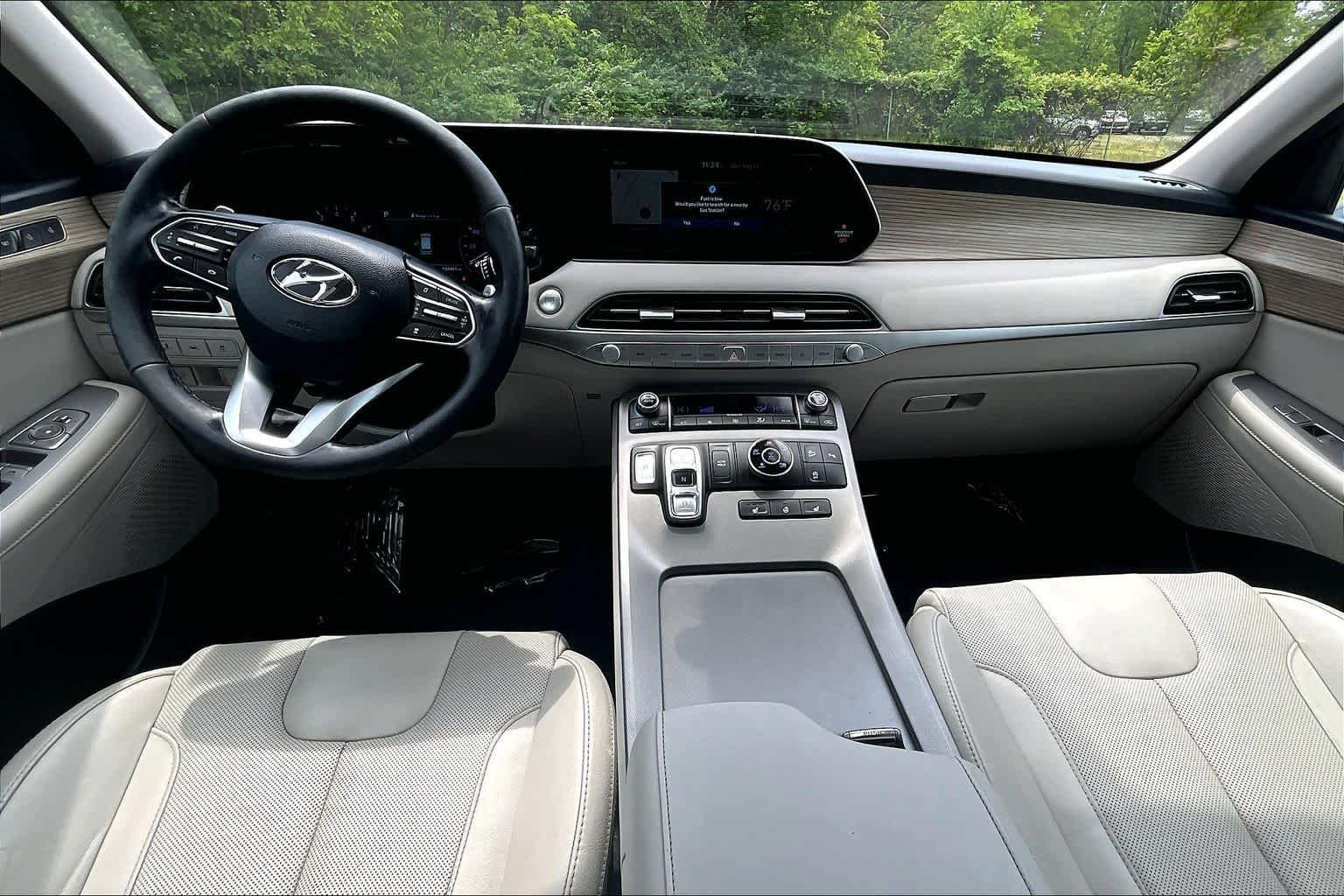 Used 2021 Moonlight Cloud Hyundai SEL image 16