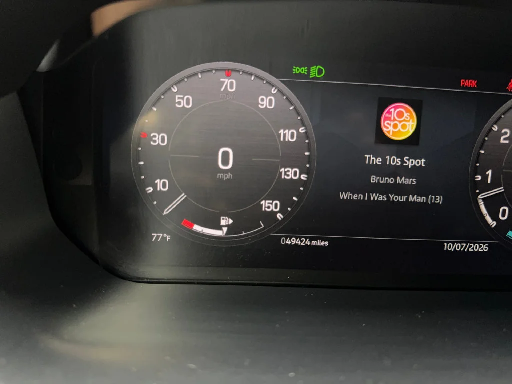 Used 2023 Blue Land Rover SE image 61