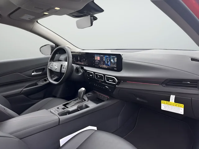 2026 Nissan Sentra SR - Photo 18