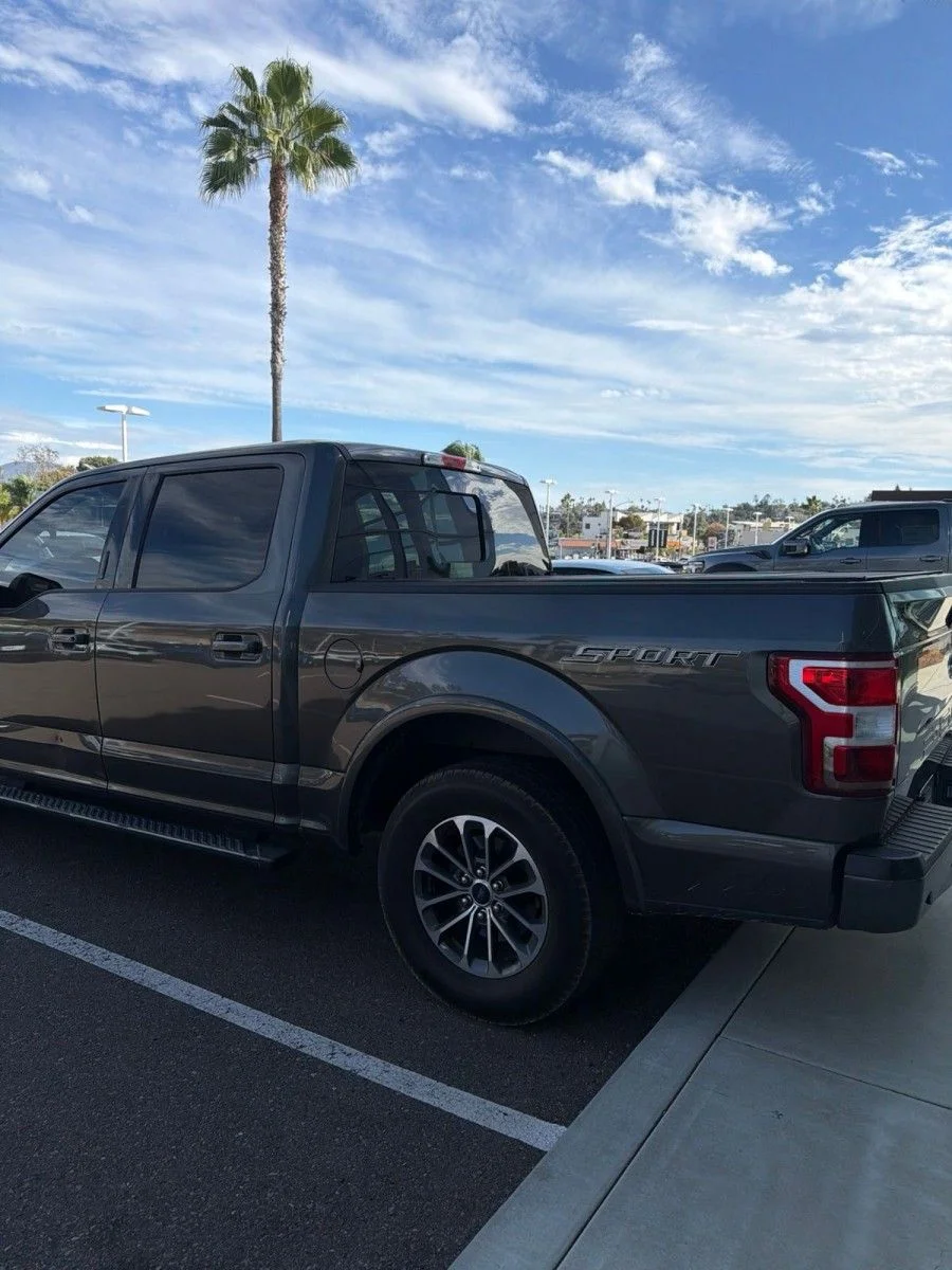 Certified Used 2018 Magnetic Metallic Ford XLT image 4