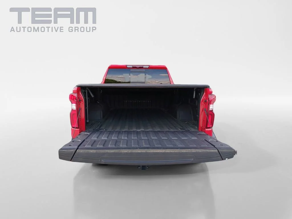 Used 2024 Red Hot Chevrolet ZR2 image 31