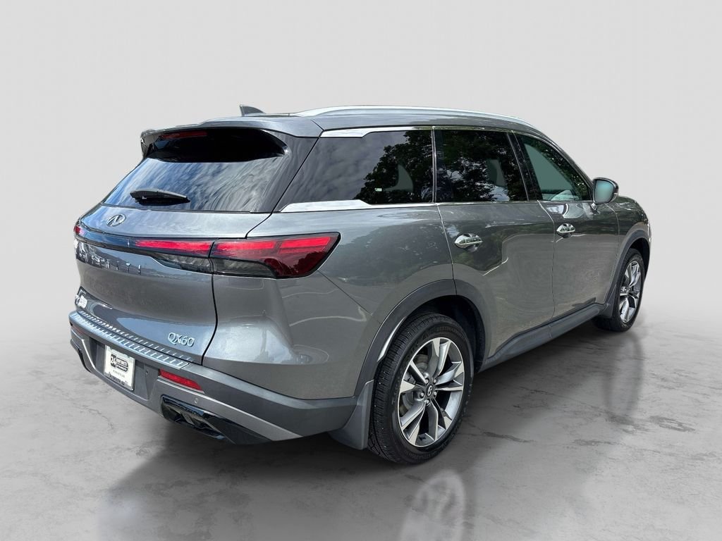 Certified Used 2023 Gray INFINITI LUXE image 5