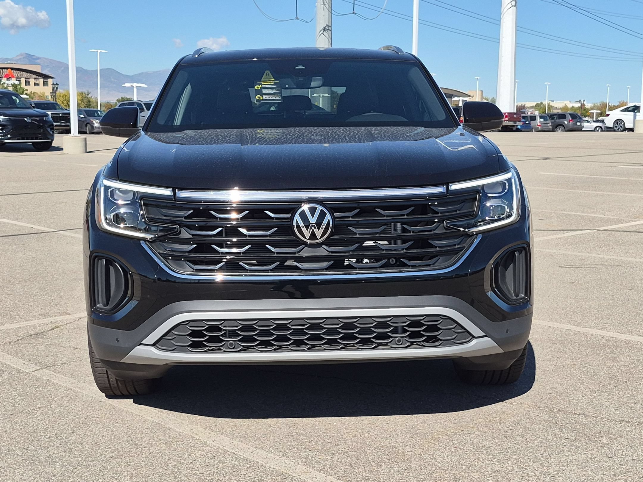 New 2026 Deep Black Pearl Volkswagen 2.0T SE w/Technology image 9