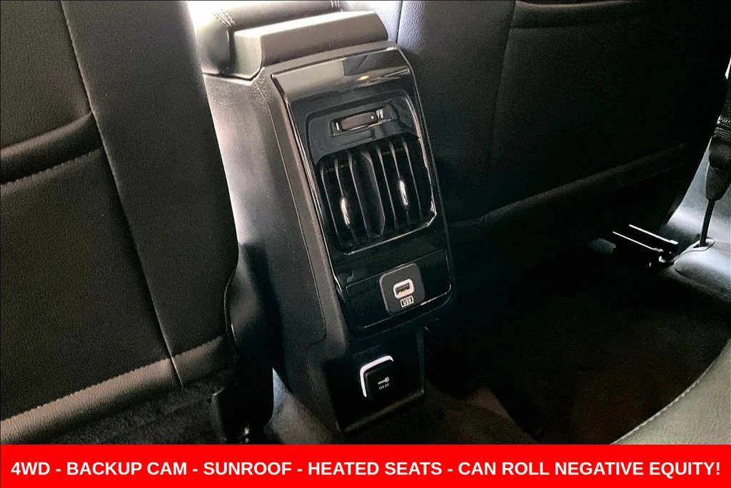 Used 2022 White Jeep Limited image 10
