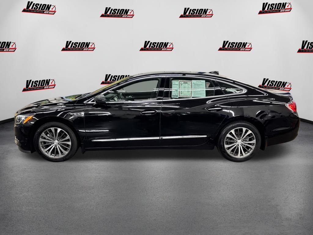 Used 2018 Black Buick Essence image 8