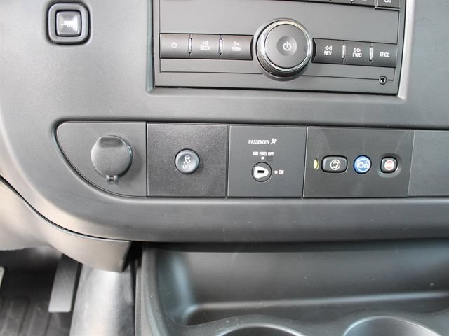 2025 Chevrolet Express Cargo Work Van - Photo 13
