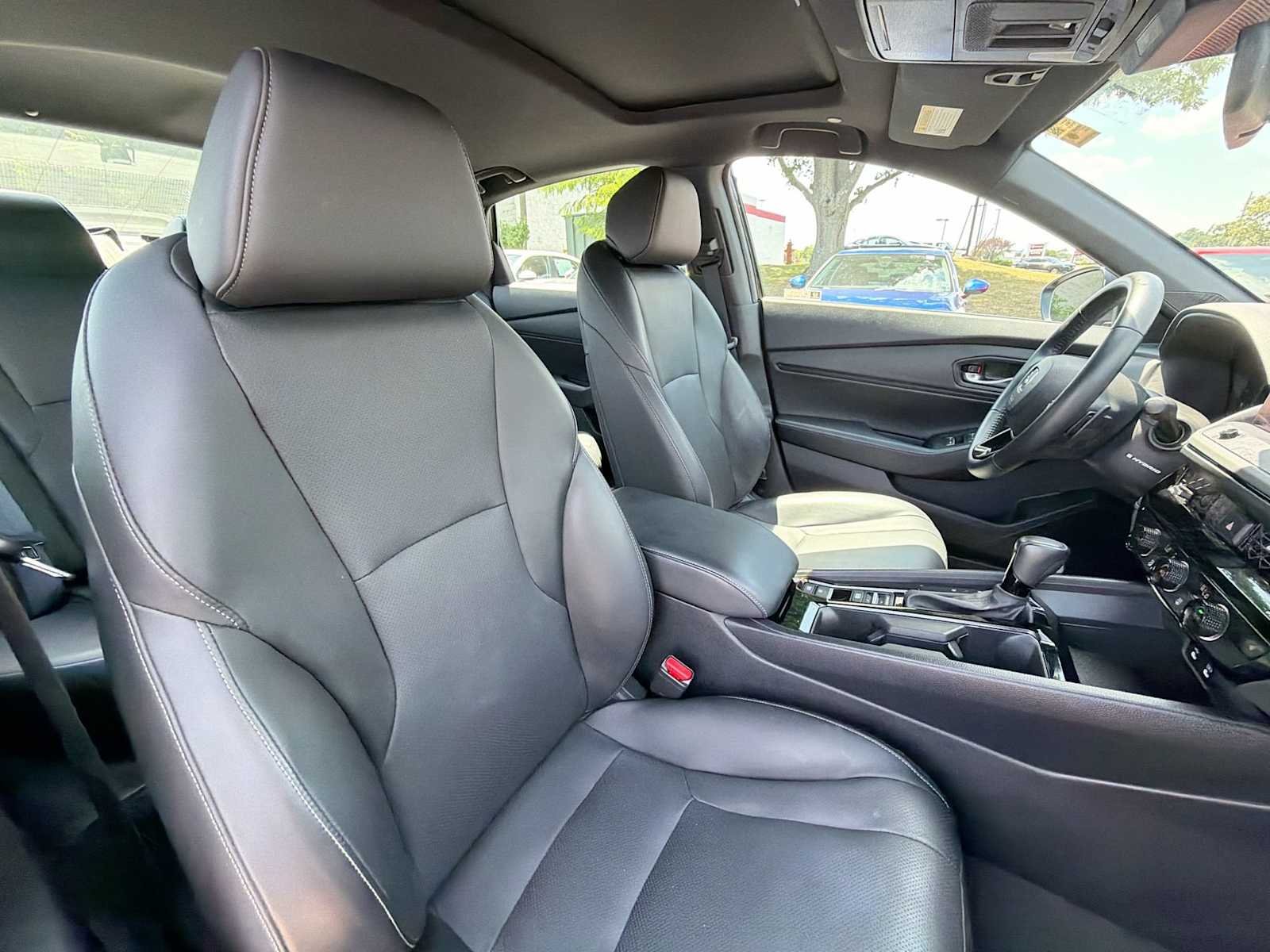 Certified Used 2023 Crystal Black Pearl Honda Sport-L image 17