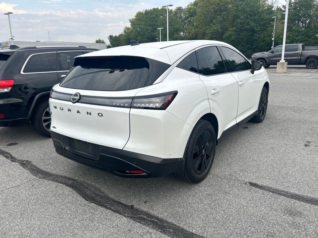 Used 2025 White Nissan SV image 5