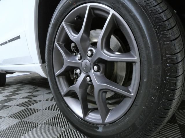 Certified Used 2021 White Jeep Limited image 2