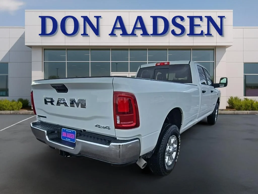2026 RAM 3500 Big Horn - Photo 7