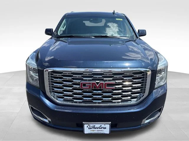 Used 2020 DARK SAPPHIRE BLUE METALLIC GMC Denali image 9