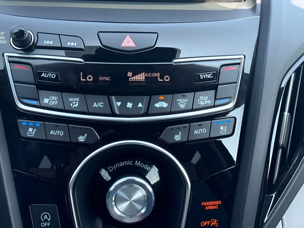 Used 2020  Acura Advance Package image 17