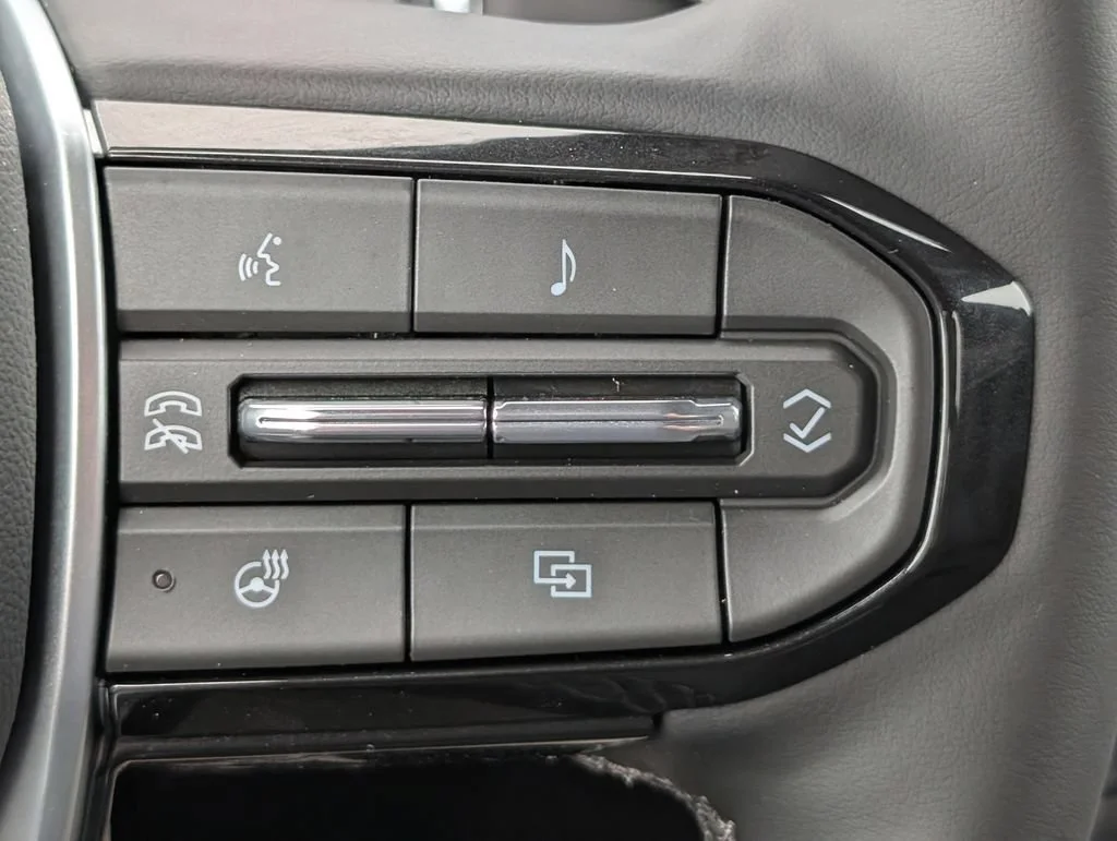 New 2026 Sterling Gray Metallic Chevrolet LT image 23